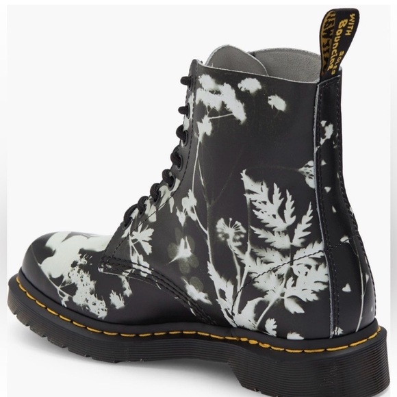 New Dr. Marten Floral Shadow 1460 Lace-Up Boots Size 8 - Picture 6 of 13